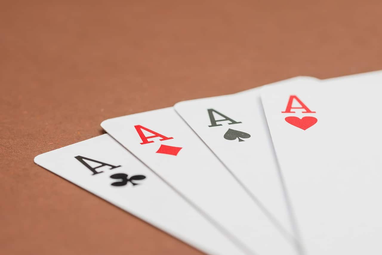 Ases poker